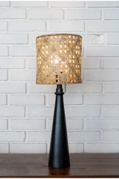 The Everest - Noir with Mudu Kotu Cane shade