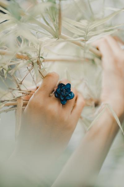 Beaded Ring - Black Dahlia